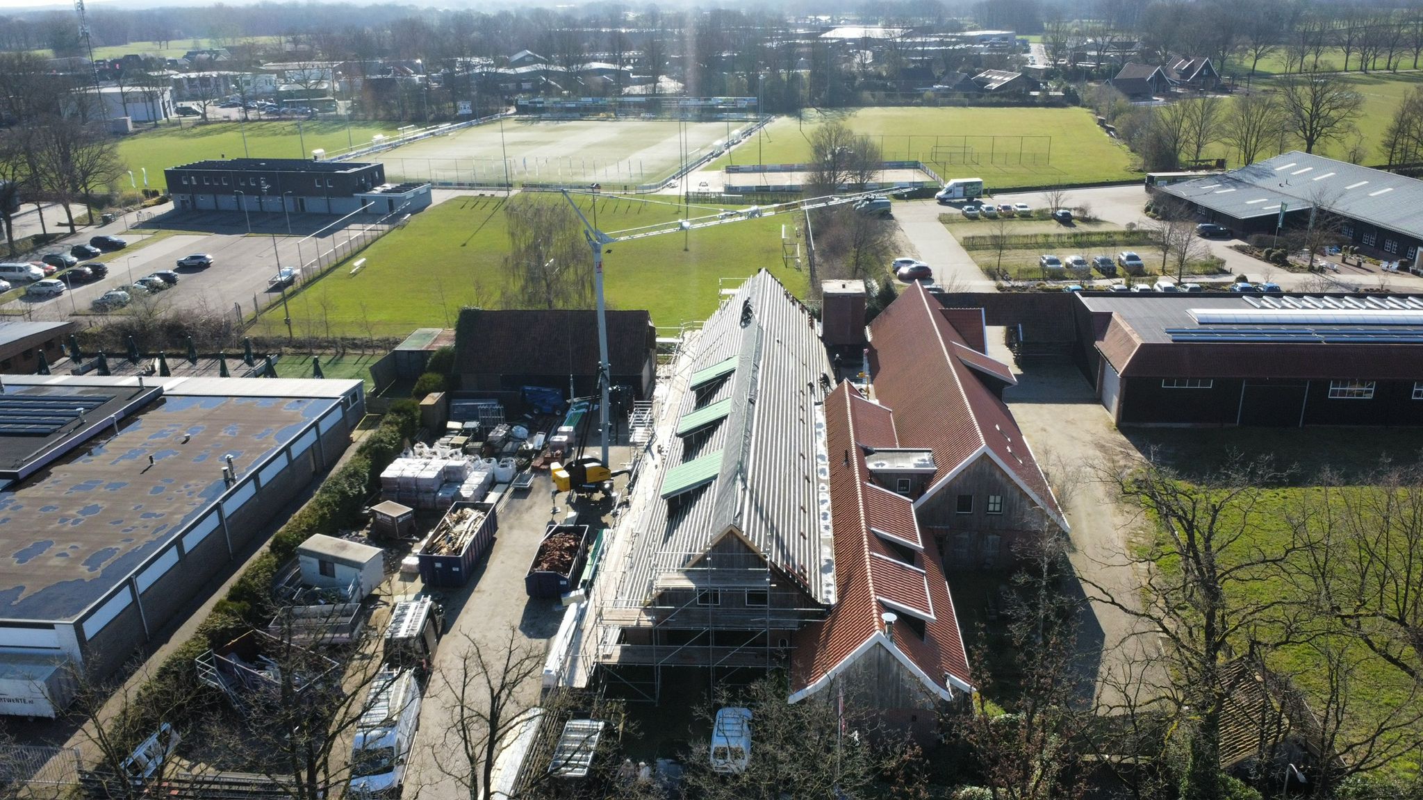 Restauratie en verduurzaming hellend dak en dakkapellen Weerselo fase 2 foto